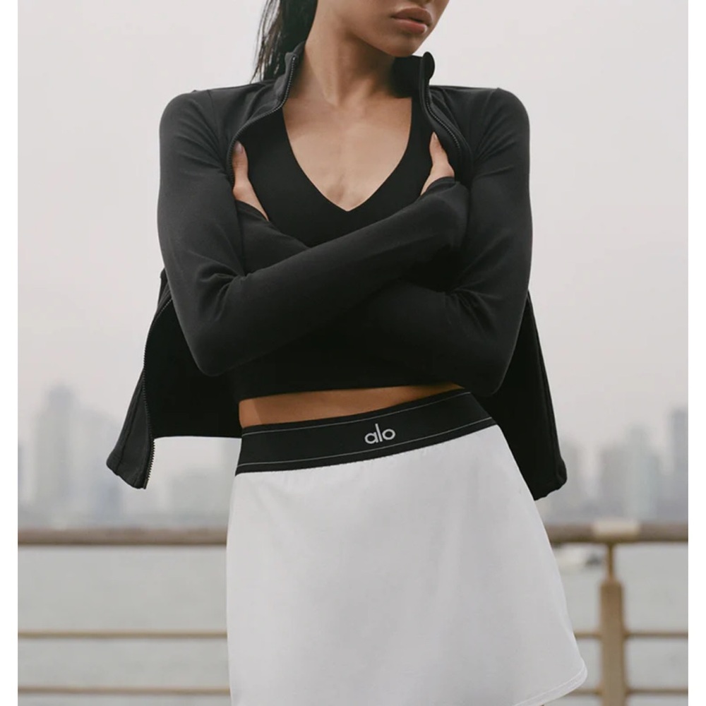 ALO NWT Yoga White Match Point Tennis Skirt